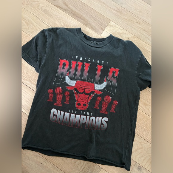 Abercrombie & Fitch Chicago Bulls T-Shirt medium t-shirt NBA tee‎ - Picture 1 of 1